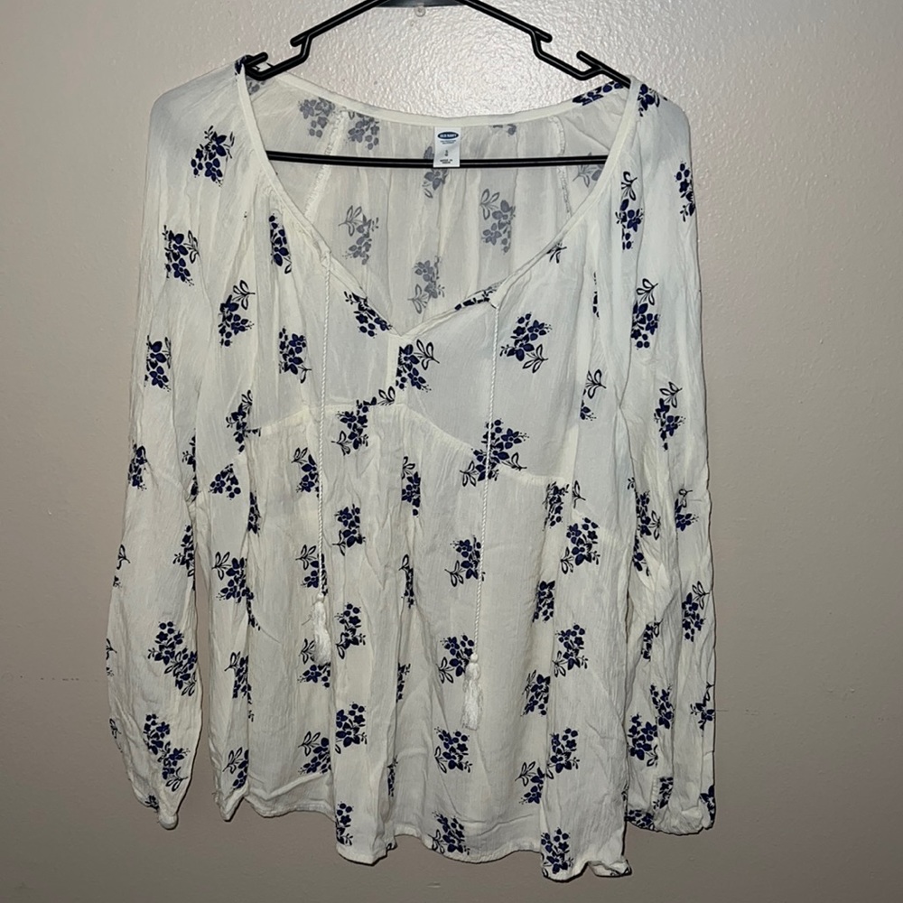 Old Navy Peasant Top Large